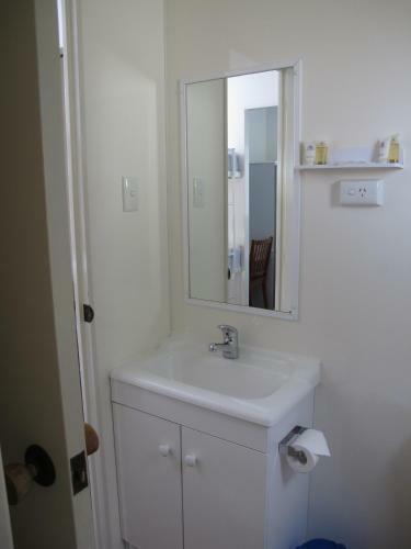 Melaleuca Caravan Park