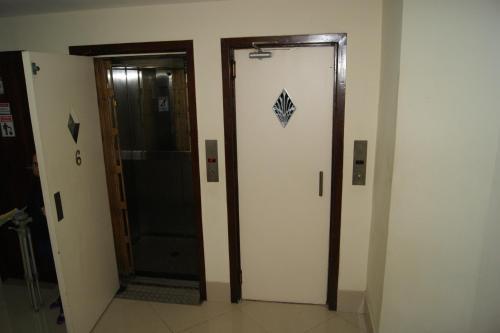 Apartamento Pr�dio Frente Mar Praia