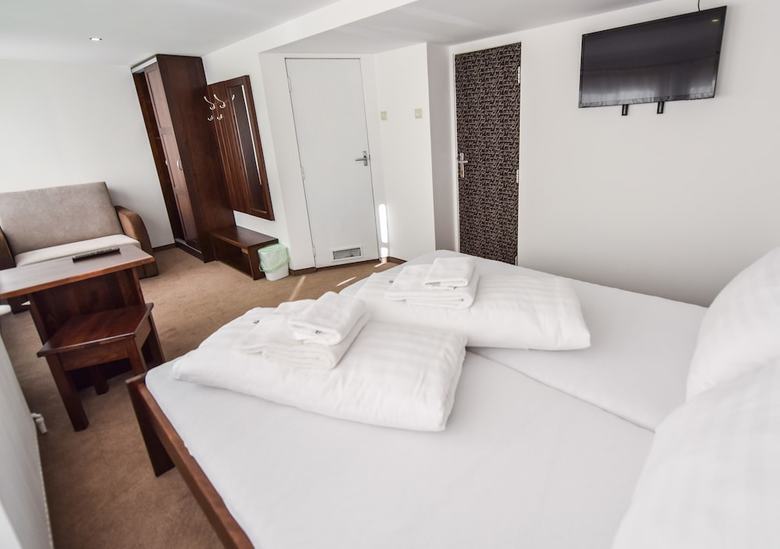 Hotel Botel Gracia