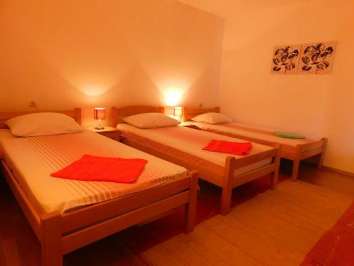 Hostal Hostel Nana