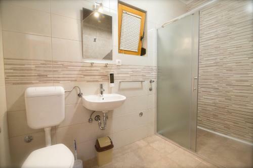 Luxury Apartments Ta?a