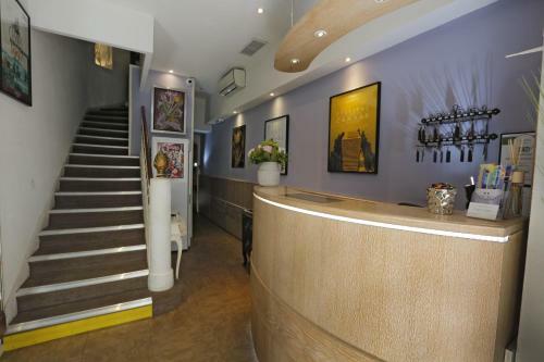 Hotel Aliz�