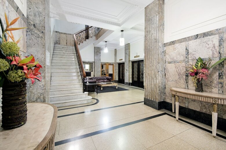 Aparthotel Ultiqa Rothbury Hotel