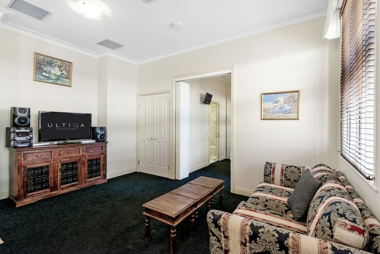 Aparthotel Ultiqa Rothbury Hotel