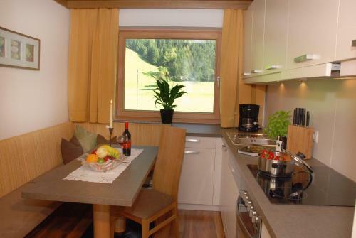 Hostal Hotel-garni Almhof