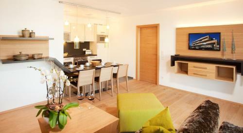 Hotel Lederer's Living