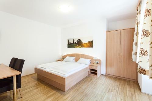 Hostal B&B G�stehaus Ferk