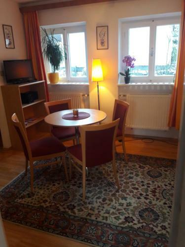 Hostal Pension Karlberger