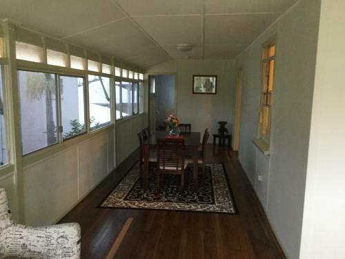 Redcliffe Holiday Let