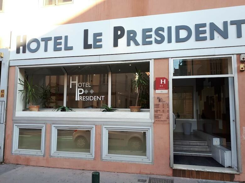 Hotel Le President