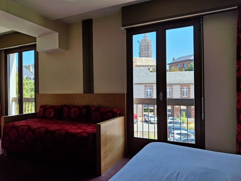 Inter-hotel De La Tour Maje