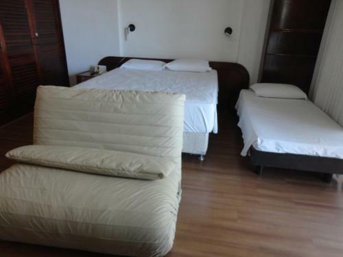 Ero's Apart Hotel