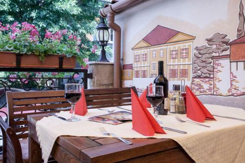 Hostal Old Plovdiv House In Kapana Area