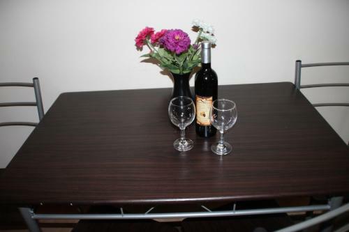 Flora Apartment 423