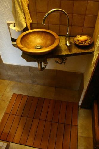 Hostal Guesthouse Karaivan
