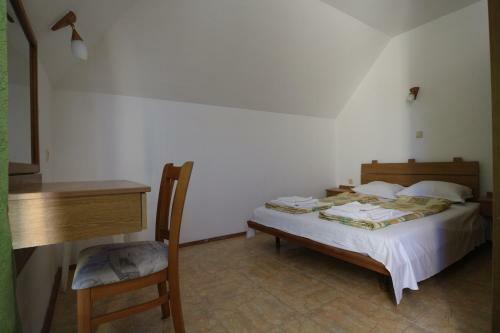 Hostal Sunshine Family Hotel