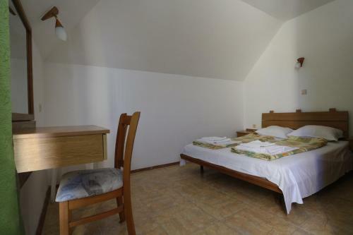 Hostal Sunshine Family Hotel