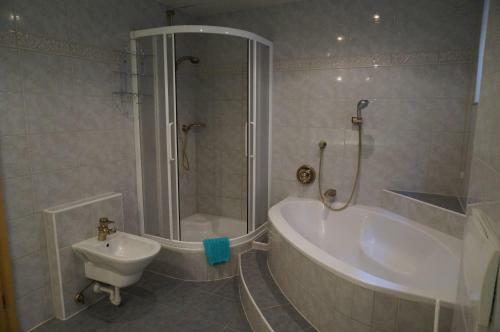 Apartamento Ferienlandhaus H�fer