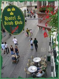 Hostal The Dubliner Hotel & Irish Pub