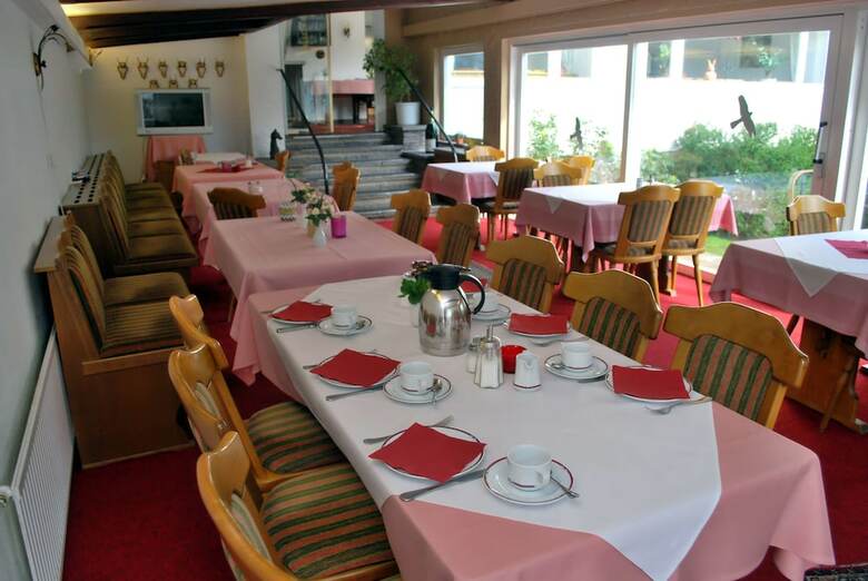 Hostal Hotel Salzufler Hof