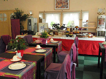 Brit Hotel Les Camelias