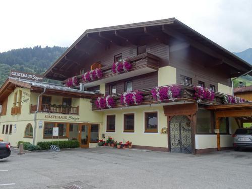 Hostal G�stehaus Steger