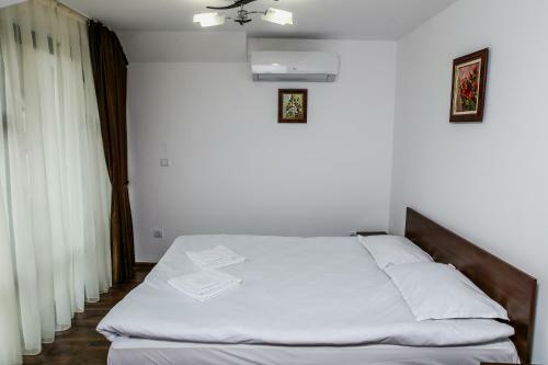 Hostal Guest House Byalata Kashta