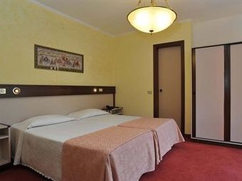 Hotel Papa