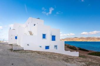 Hotel Polyegos View
