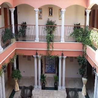 Hotel Los Dolmenes