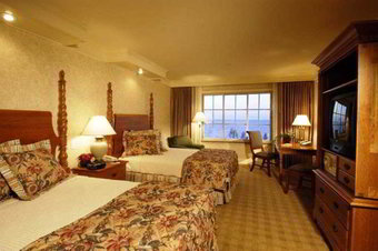 *bay Landing Hotel*