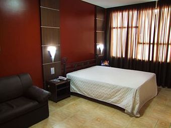 Hm Plaza Hotel