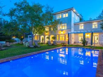 Hotel Summerwood Guest House