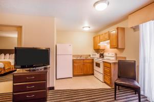Hotel Quality Inn And Suites