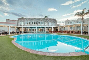 Hotel Livvo Koala Garden