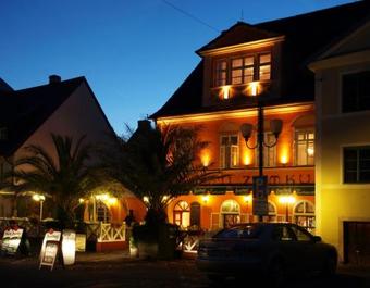 Hostal Penzion A Restaurace U Z�mku