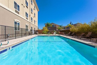 Hotel Holiday Inn Express And Suites Lax - Hawthorne