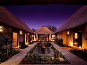 Hotel Kempinski Mokuti Lodge