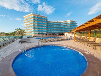 Hotel Golden Donaire Beach