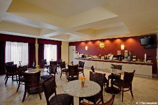 Hotel La Quinta Inn & Suites Hawaiian Gardens