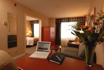 Hotel Holiday Inn & Suites Ottawa West - Kanata