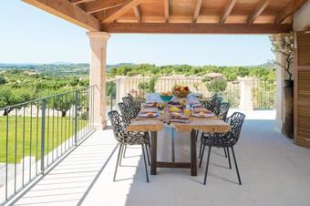 Moscari Villa Sleeps 10 Pool Wifi