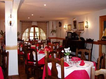 Hotel Tres Arcos