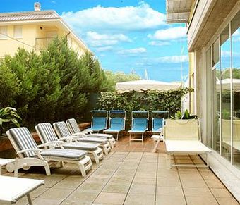 Hotel Riz Ferrari