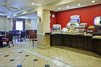 Holiday Inn Express Hotel  Suites Manchester-