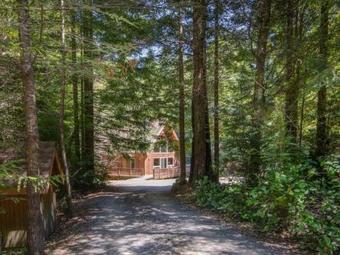 Redwood Rest