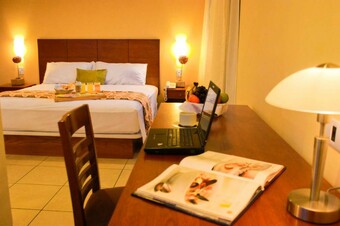 Ucayali River Hotel