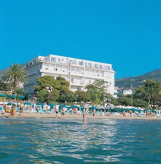 Hotel Mediterranee(.)