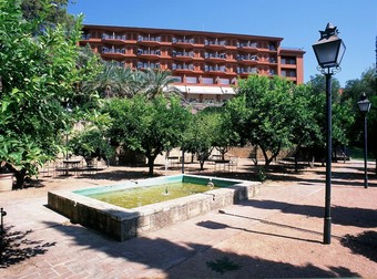 Hotel Parador De Córdoba