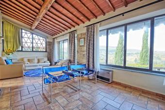 San Gimignano Apartment Sleeps 2 Air Con